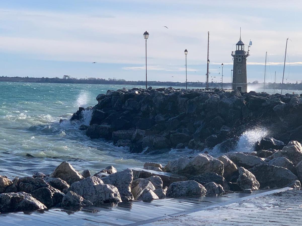 Antonella Gardalake 2 Desenzano del Garda Exteriör bild